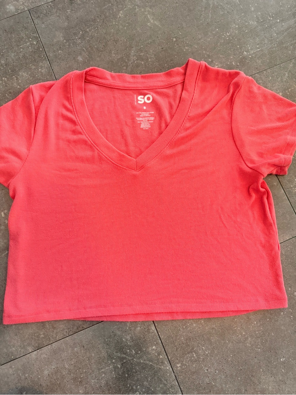 SO Coral V-Neck Short Sleeve Crop Top